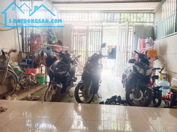 BÁN NHÀ 76M2 MẶT TIỀN ĐƯỜNG, GẦN CHỢ, BV LÊ VĂN THỊNH, Q2. GIÁ 6.X Tỷ - 1