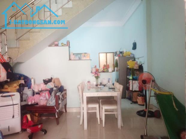 BÁN NHÀ 76M2 MẶT TIỀN ĐƯỜNG, GẦN CHỢ, BV LÊ VĂN THỊNH, Q2. GIÁ 6.X Tỷ - 2