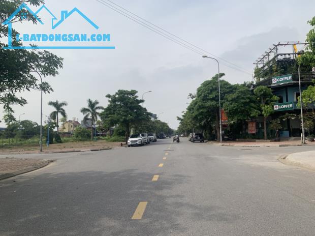 Cần tìm chủ nhân mới cho lô đất biệt thự 31ha Trâu Quỳ, 136m2 mặt tiền 7m đường 15m - 1