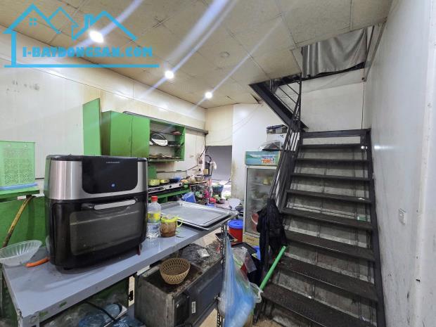 GIÁ TỐT - SANG NHƯỢNG CỬA HÀNG MẶT TIỀN PHỐ TRẦN QUỐC HOÀN, CẦU GIẤY, HÀ NỘI - 50M2 -130 - 4