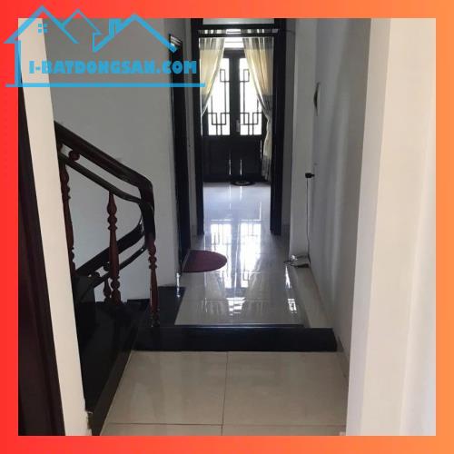 🏠 BÁN NHÀ 3 TẦNG MẶT TIỀN CHI LĂNG – TRUNG TÂM TP HUẾ
💎 Nhà đẹp – Vị trí vàng – Giá - 1