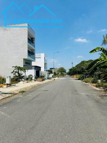 Bán lô đất 125m2 KDC Tên Lửa 2 giá chỉ 1 tỉ 865 tr - 2