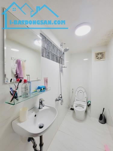 Nhà đẹp mới xây 5PN, Ngay Phạm Văn Đồng, sát Bình Thạnh – Chỉ 6 tỷ hơn - 3