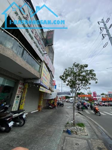 Ngộp,Cần bán nhà MT Hòa Bình, 4x13, 3 lầu, Vỉa hè 8m, Giá 14 tỷ TL - 1