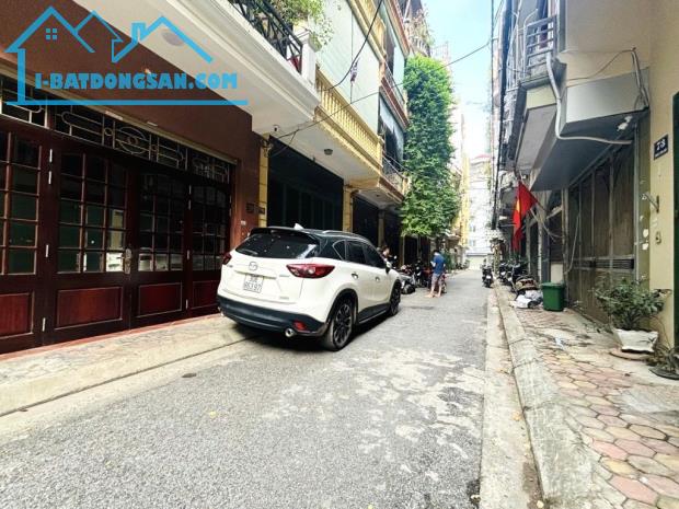 Bán nhà Kim Mã Thượng, Ba Đình, ngõ rộng, 2 ô tô tránh nhau, vài bước ra phố. Giá 16 tỷ