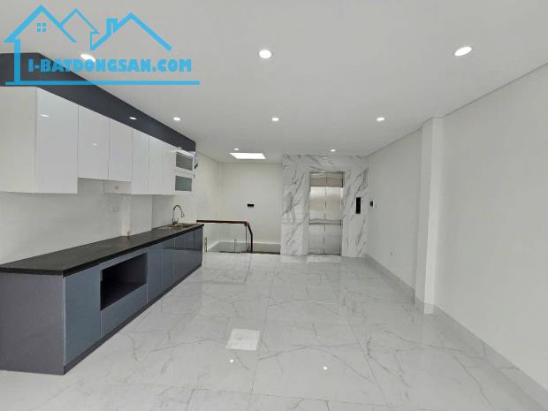 THẠCH BÀN SIÊU PHẨM – 49M² – 5 TẦNG – THANG MÁY – 8,6 TỶ - 3