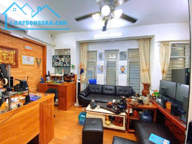 Cực hiếm - Bán nhà Hoàng Hoa Thám, Ba Đình - Nhà phân lô - ô tô đỗ cửa - 61m x 4T, 16.3 tỷ - 3