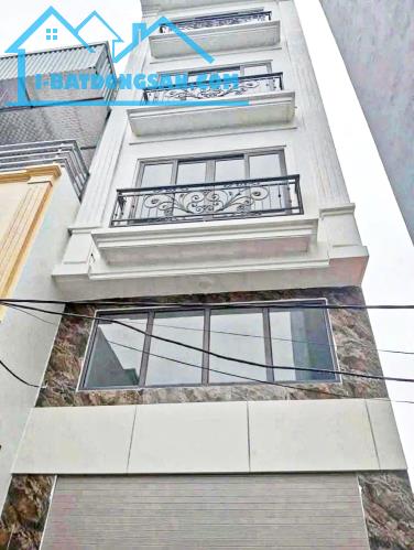 Bán Nhà Lạc Long Quân - Trịnh Công Sơn- Tây Hồ- Gần Lotte Mall, Ở Ngay, Thoáng, 48m, 9 Tỷ