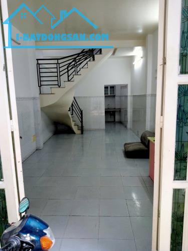 Bán nhà rẻ Q8, hẻm 3.5m, 38m2, 2 tầng đúc SHR, không quy hoạch, chỉ 3,68 Tỷ TL - 2