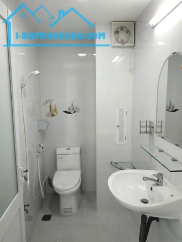 Cho nữ thuê Phòng trọ Q.Bình Thạnh, 25m2 mới đẹp, ban công, cửa sổ, hẻm 7m. Giá rẻ nhất kh - 3