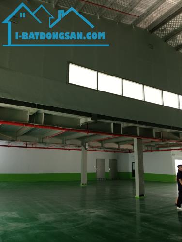 CHO THUÊ 2000m2 KHO, XƯỞNG Tại ĐAN PHƯỢNG. HÀ NỘI