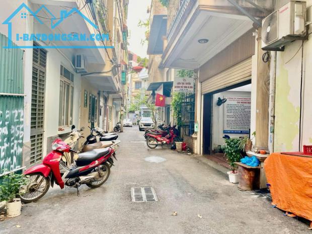 BÁN NHÀ PHÂN LÔ TRẦN BÌNH. SỔ 54M. MT 5M4. 4 TẦNG. GARA. 19 TỶ - 0906655155 - 1