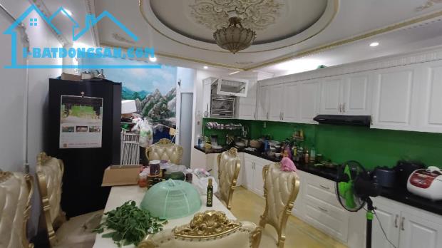 Bán nhà phường 5 gò vấp dương quảng hàm 70m2 6 tầng btct 8pn hẻm xe tải gần mặt tiền - 3