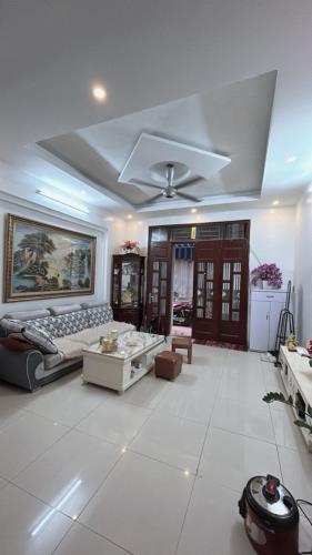 Cần bán gấp nhà Vĩnh Hưng, Hoàng Mai, ô tô dỗ cổng, 38m, 5 tầng, giá nhỉnh 5 tỷ - 2