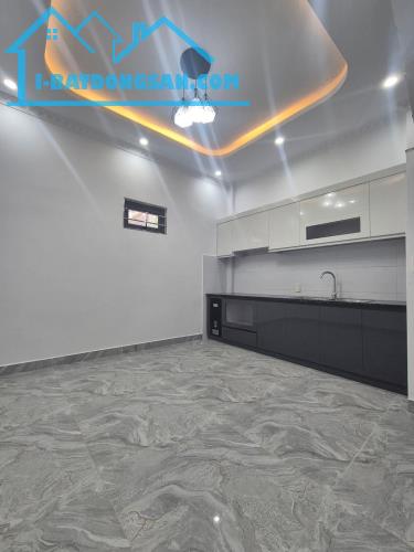 Bán nhà 3 tầng tai Cam Lộ Hùng  Vương , Hồng Bàng Giá 2ty25 - 1