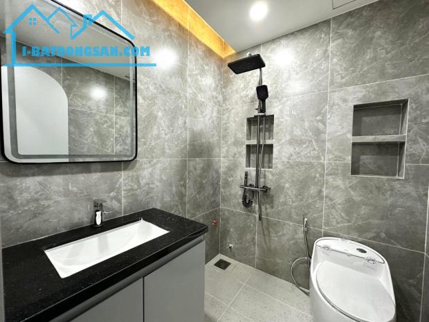 GIÁ CHỈ 4,98 TỶ - NHÀ ĐẸP FULL NỘI THẤT - KHU PHAN XÍCH LONG - 5