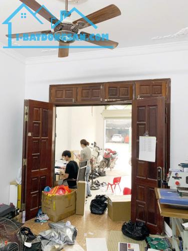 Cho thuê nhà ngõ 1151 Giải Phóng, 3 tầng, 4 ngủ, ô tô cont đỗ cửa - 2