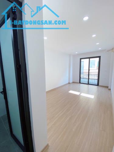 Bán nhà Quang Tiến - Vị trí đẹp thuận lợi - 2