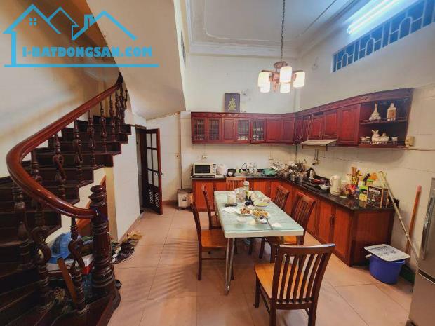 Phân lô Chùa Láng,sát phố, 2 thoáng,Ô tô, KD đỉnh,51m 4 tầng 4.6m mặt,Giá 15 tỷ 0796193699 - 1