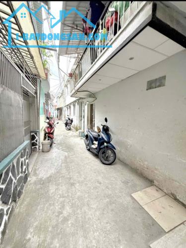 Bán nhà 2 tầng ngay Gò Mây, Nguyễn Thị Tú, 24m2, giá chỉ 2,02 tỷ