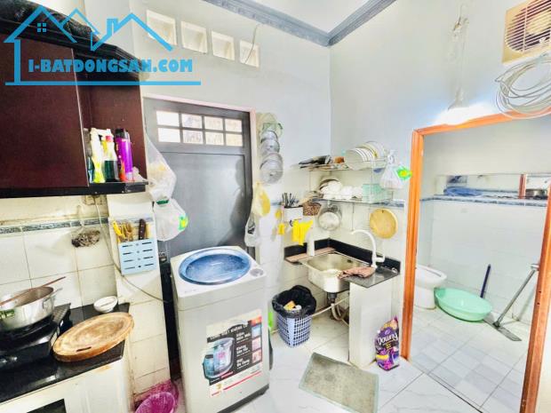 Bán nhà 1 sẹc Lý Thường Kiệt 30m2 hẻm 2,5m – Giá 4,15 Tỷ tl. - 2