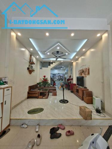 Bán nhà Quang Tiến 60m 4 tầng 11.X tỷ ô tô 7 chỗ  kinh doanh - 1