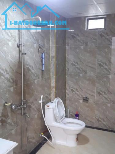 Cho thuê nhà riêng Trần Phú, Hà Đông - 33m2 - 5 Tầng - Full ĐCB - 11 triệu/tháng - 4