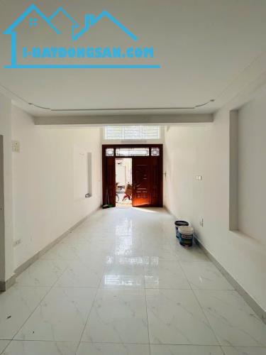 NHÀ PHÂN LÔ ĐƯỜNG CHIẾN THẮNG - HÀ ĐÔNG 35m2/ 5 Tầng giá 12,5 tỷ, Ô TÔ ĐỖ CỬA NGÀY ĐÊM