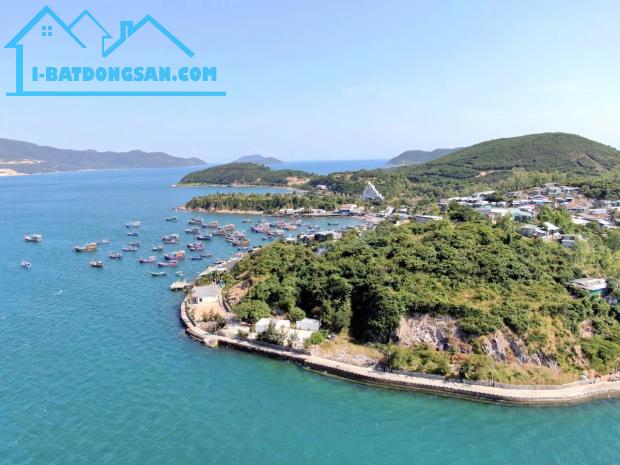bán đất thuộc đảo Trí Nguyên 
Cần chuyển nhượng khu đất cực đẹp tại đảo Trí Nguyên, TP.
