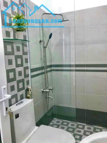 CHỦ GỬI CẦN BÁN GẤP NHÀ HẺM ÔTÔ 55m²-2tỷ150(TL) Đ. Bùi Minh Trực, P.5, Quận 8 sổ sẵn  - Nh - 5