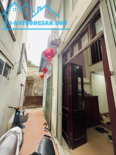 Bán nhà Định Công – 32m² 5 tầng – gần Ôtô – giá 5.35 tỷ
