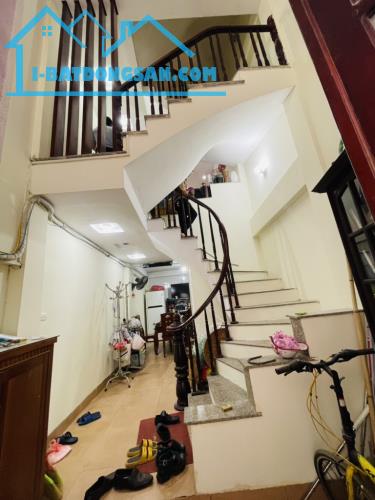 Bán nhà Định Công – 32m² 5 tầng – gần Ôtô – giá 5.35 tỷ - 1