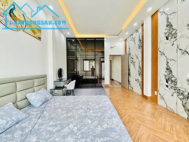 🏡 NHÀ ĐẸP SÁT CHỢ THẠCH ĐÀ – GẦN CHUNG CƯ DREAM HOME – HẺM 5M – 3PN – CHỈ 5.65 TỶ! - 3