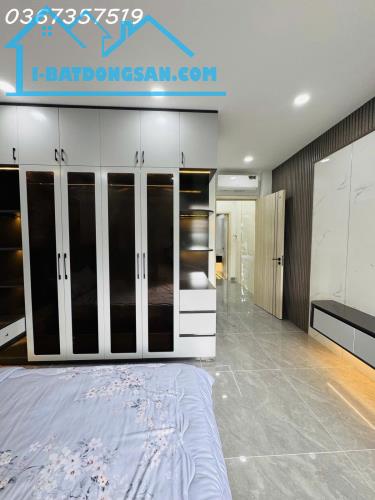 Nhà Bán 61m2 giá 6 tỷ 590