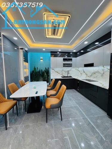 Nhà Bán 61m2 giá 6 tỷ 590 - 3