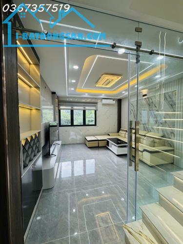 Nhà Bán 61m2 giá 6 tỷ 590 - 4