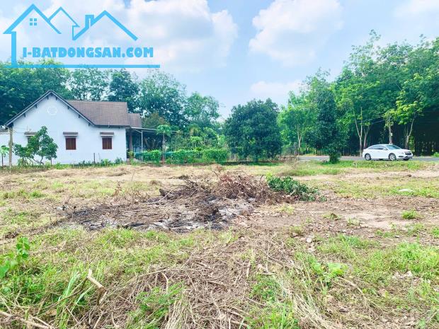 CẦN BÁN NHANH 510M2 ĐẤT Ở TRUNG TÂM THỊ XÃ CÁCH TRƯỜNG HỌC 300M LÀ TỚI. GIÁ 220 TRIỆU - 4