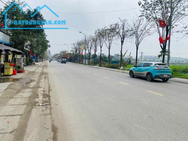 Chủ cần bán gấp 100m2 ngay đường Lê Hữu Tựu - Nguyên Khê, đường thông 6m. Lh 0981568317 - 1