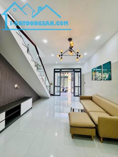 Gần chợ Vườn Lài ngã tư ga hẻm ô tô nhà ngon vào ở ngay nhìn là thích - 2