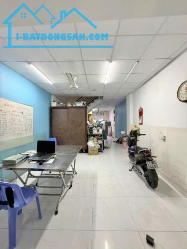 Nhà rộng hẻm 1 trục, gần Cầu Vượt Hoàng Hoa Thám, 6.15 tỷ - 1