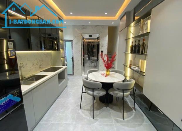 NHÀ ĐẸP THANG MÁY - FULL NỘI THẤT BÀN GIAO. Giá Bán : 8.9 TỶ - 1