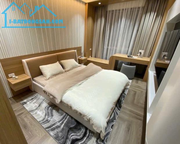NHÀ ĐẸP THANG MÁY - FULL NỘI THẤT BÀN GIAO. Giá Bán : 8.9 TỶ - 2