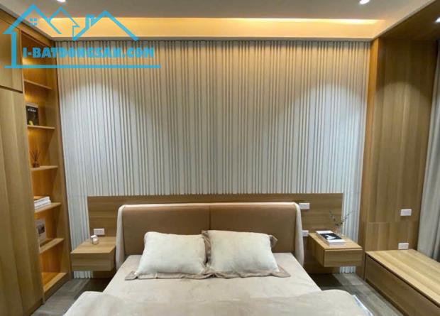 NHÀ ĐẸP THANG MÁY - FULL NỘI THẤT BÀN GIAO. Giá Bán : 8.9 TỶ - 4