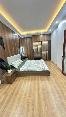 NGỌC HÀ 30M2 x Mặt tiền 5.5M - Ngõ thẳng tắp, cách mặt phố 50M, gần Lăng Bác. An ninh tốt. - 1