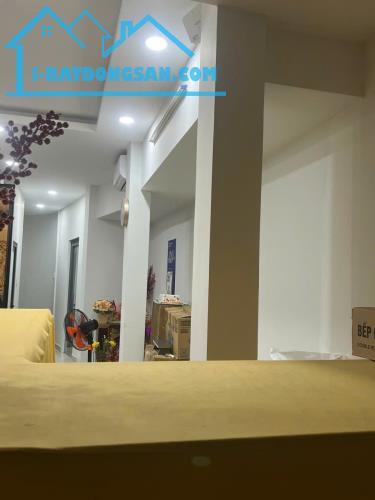 Bán nhà quận 10, đường Tô Hiến Thành, 49m2, 4 tầng, hẻm 4m, sát mặt tiền 8.5 tỷ - 4