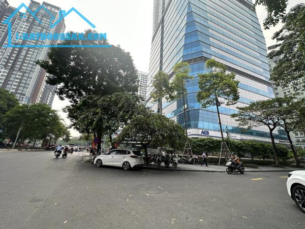 CHÍNH CHỦ BÁN SHOPHOUSE HOÀNG ĐẠO THÚY, 363m2, CHO THUÊ 170TR/THÁNG