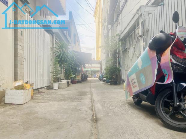 VƯỜN LÀI - HXH THẲNG 1 TRỤC - SÁT MẶT TIỀN - 40M - 3 TẦNG - 3PN CHỈ 5.X TỶ - 1