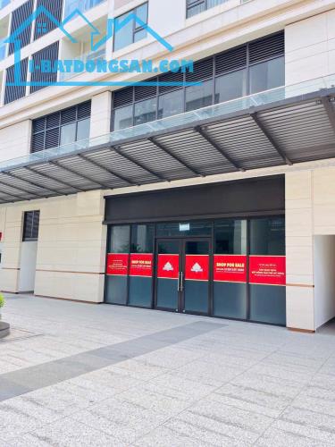 BÁN CĂN SHOP NGAY HỒ BÁN NGUYỆT, SPA, TRỊ LIỆU, 194M2. 37 TỶ, MUA TT CĐT. CHỈ 1 CĂN DUY
