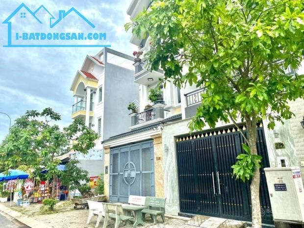Bán nền 105m2 - Sổ hồng riêng công chứng sang tên trong ngày - Full thổ cư - 4