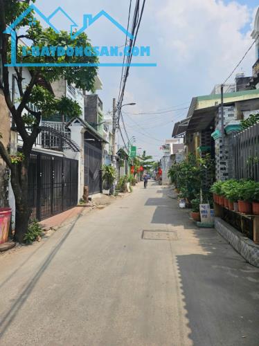 Bán nhà mới 4 tầng, 6pn, HXH, Hà Huy Giáp, Quận 12, chỉ 5.3 tỷ - 5
